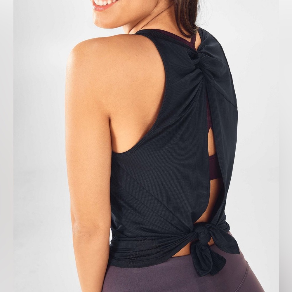Cashel tank fabletics